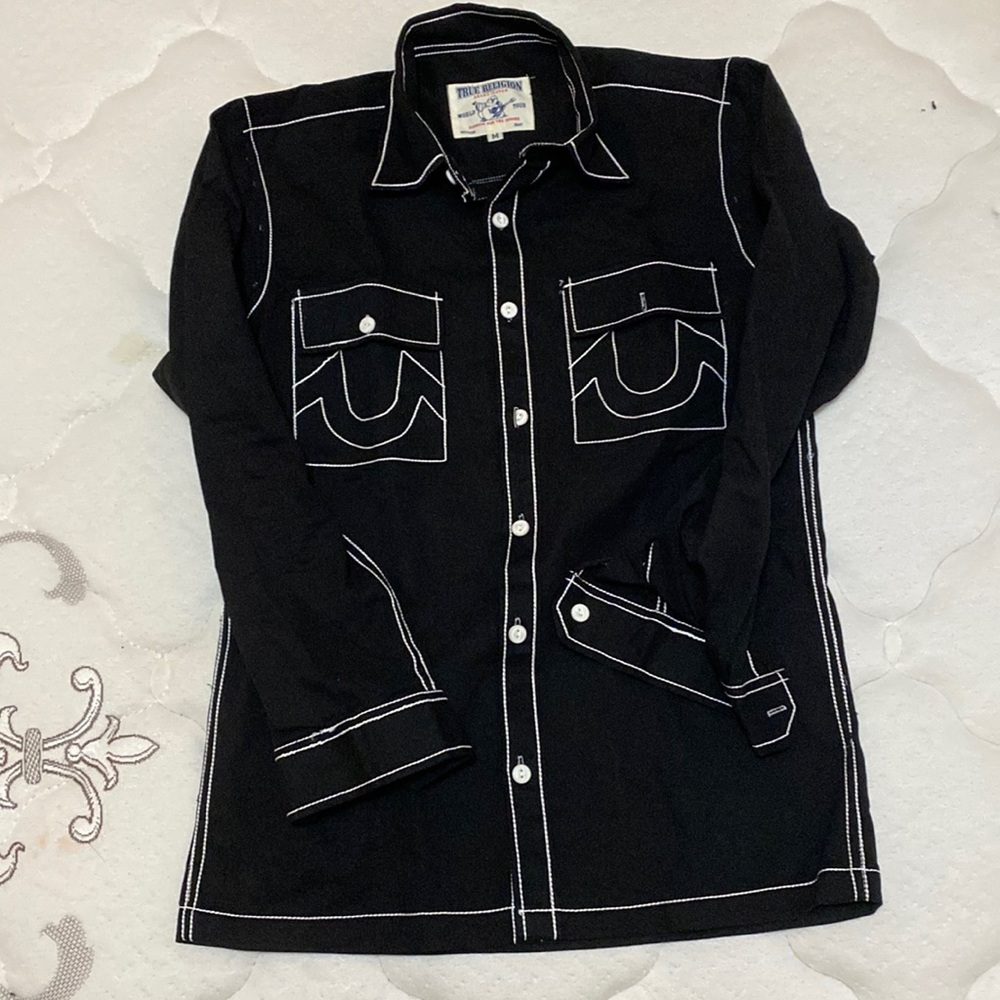 New True religion shirt in white colour Small Size. Its jacket type.Thick fibre
